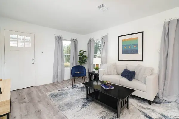 541 MCDOUGAL AVE, San Antonio, TX 78223-1539