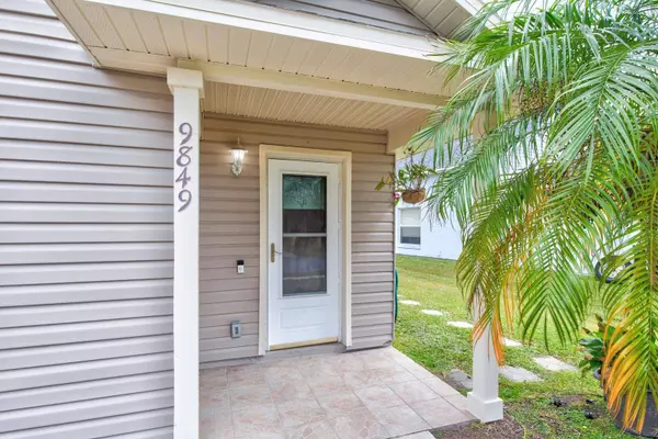 9849 RED CLOVER AVE, Orlando, FL 32824