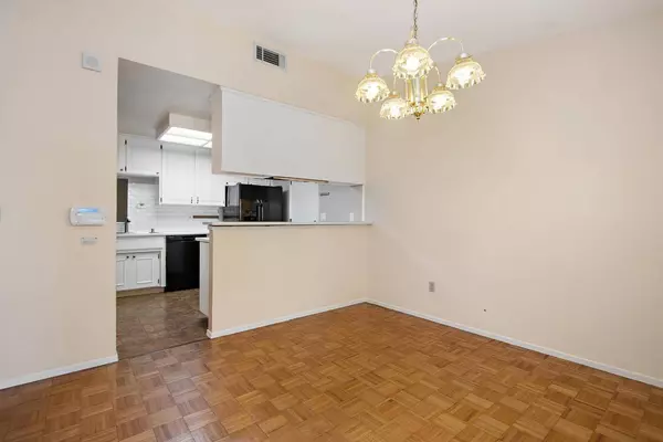 809 Harvey WAY, Sacramento, CA 95831