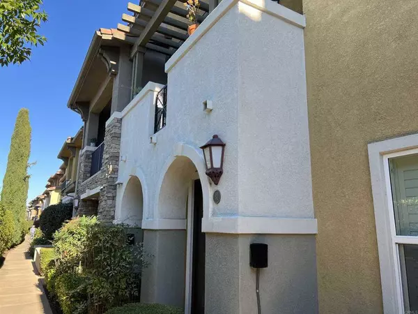 32 Via Sovana, Santee, CA 92071