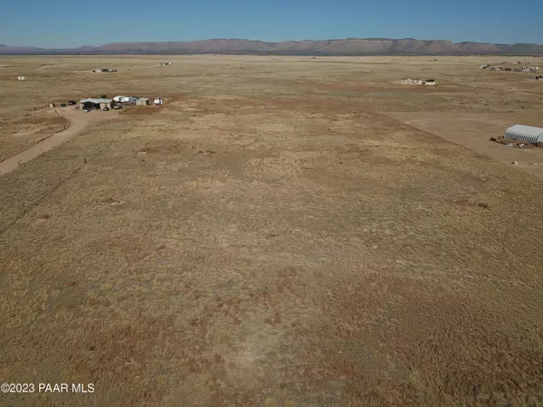 4600 W Duane LN, Paulden, AZ 86334