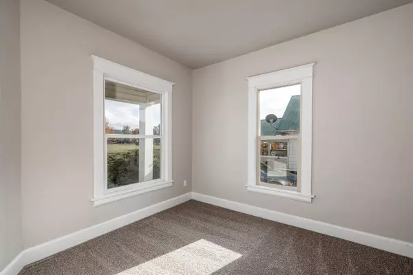 4921 N Lacey St, Spokane, WA 99217