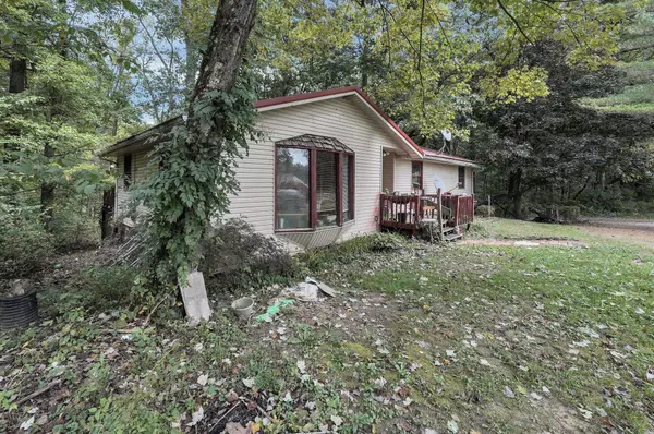 12217 Goldenrod Lane, Amanda, OH 43102