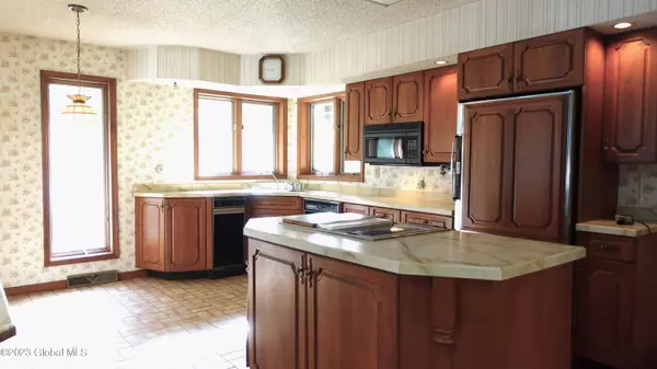 2669 W Old State Road, Guilderland, NY 12306