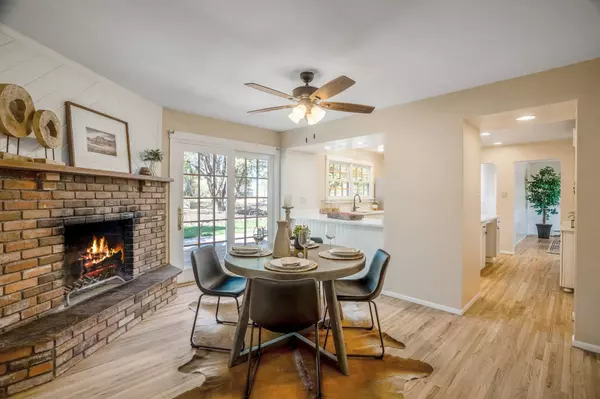 213 Rio Bravo DR, Los Alamos, NM 87547