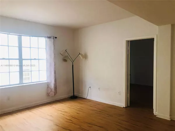 1051 Meridian Ave #1D, Miami Beach, FL 33139