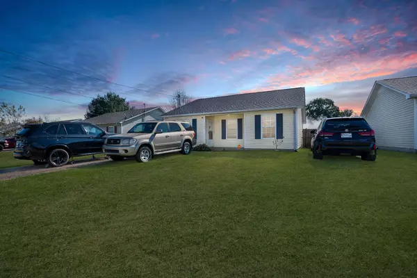 1105 Keith Ave, Oak Grove, KY 42262