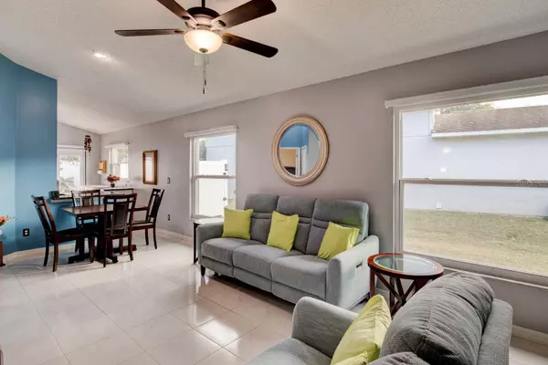 9849 RED CLOVER AVE, Orlando, FL 32824