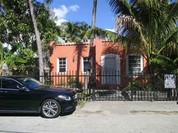 241 NE 55th St, Miami, FL 33137