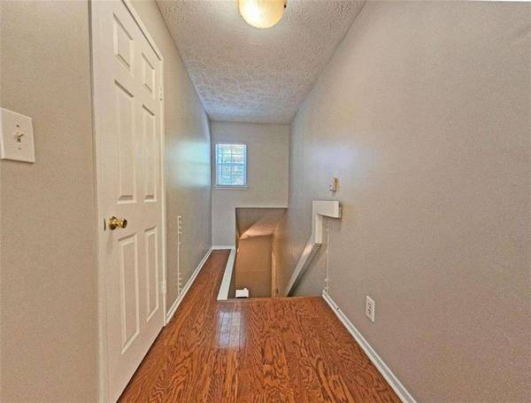 6806 Glenridge DR #F, Sandy Springs, GA 30315