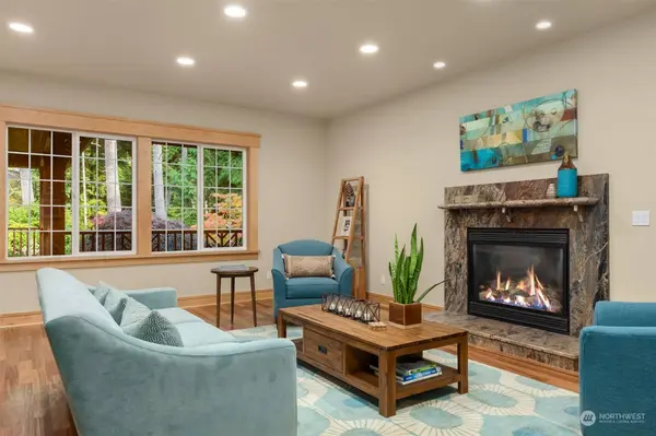 12627 Kallgren RD NE, Bainbridge Island, WA 98110