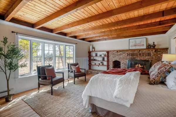 213 Rio Bravo DR, Los Alamos, NM 87547