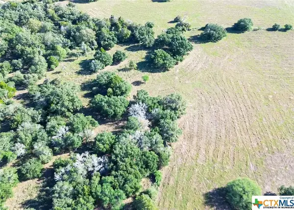 TBD Dickinson RD, Yoakum, TX 77995