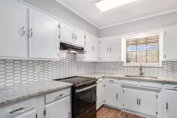 9249 Highcrest Drive, Shreveport, LA 71118