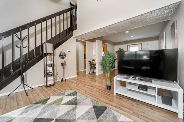 1204 Paradise WAY N ## D, Greenwood, IN 46143