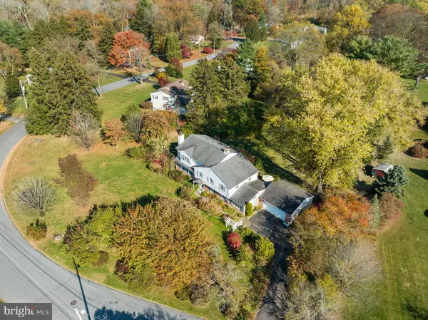 521 HORSESHOE DR, Media, PA 19063