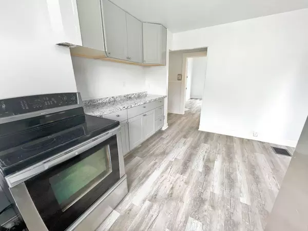 907 W Nora Ave, Spokane, WA 99205