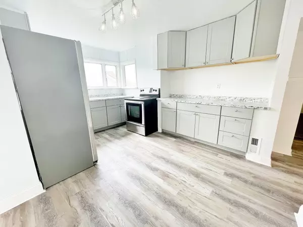 907 W Nora Ave, Spokane, WA 99205