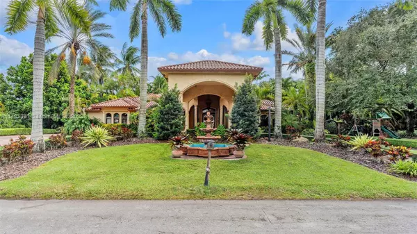 7920 SW 63rd Ter, Miami, FL 33143