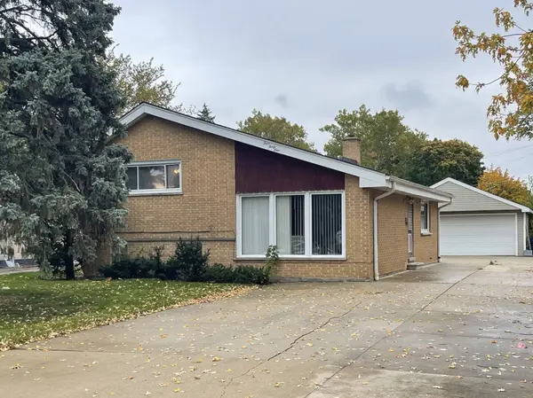 441 Emmerson Avenue, Itasca, IL 60143