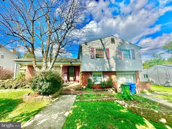 15 COLGATE DR, Cherry Hill, NJ 08034