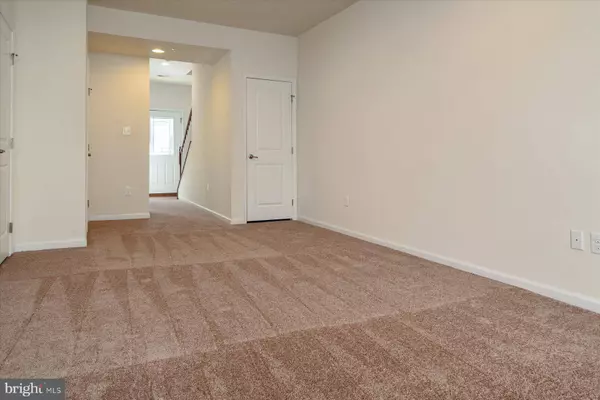 7230 WINDING HILLS DR, Hanover, MD 21076