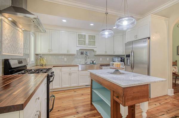 308 Simmons Avenue, Summerville, SC 29483