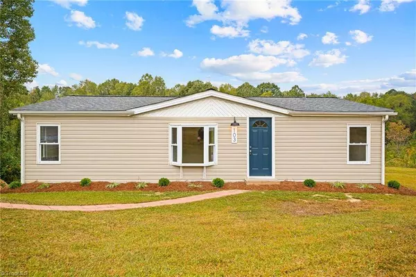 103 Tori LN, Lexington, NC 27295