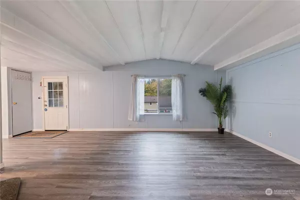 8613 187th Ave Ct NW, Vaughn, WA 98394