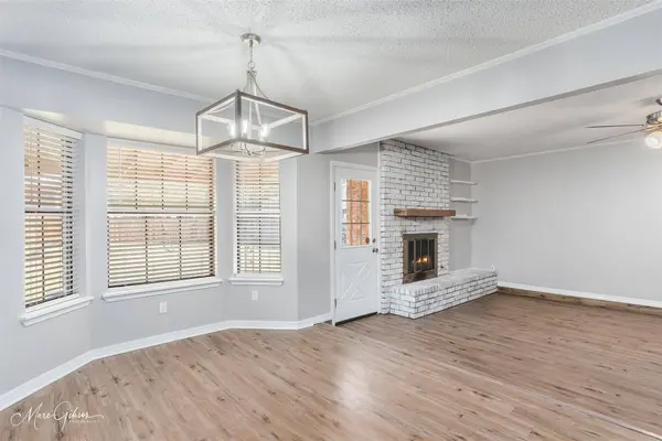 9249 Highcrest Drive, Shreveport, LA 71118