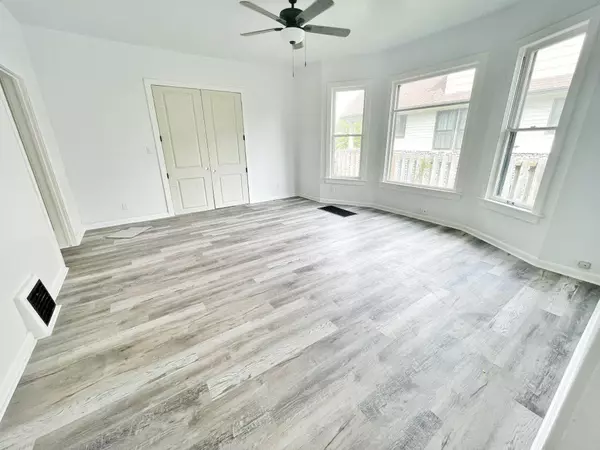 907 W Nora Ave, Spokane, WA 99205