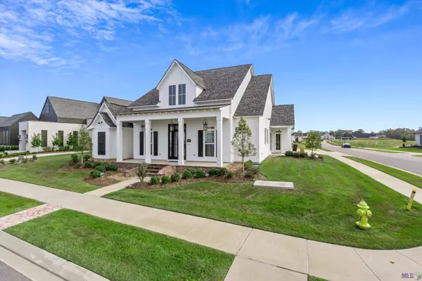 6541 FEATHER RIDGE DR, Baton Rouge, LA 70817