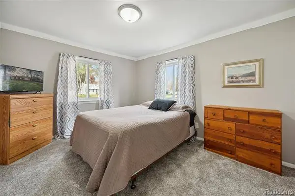 1451 W JUDD Road, Flint, MI 48507