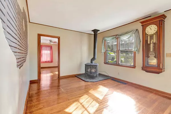 2060 John Gray RD, Fairfield, OH 45014