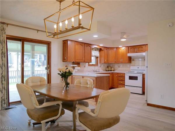 808 Elm ST, Martins Ferry, OH 43935