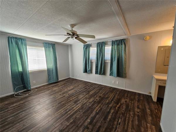 6710 36TH AVE E #106, Palmetto, FL 34221