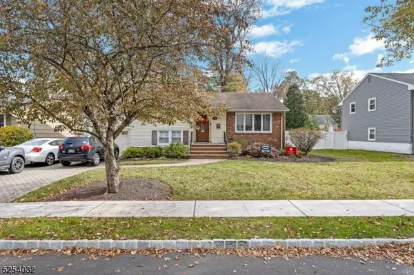 35 Crestmont Rd, West Orange Twp., NJ 07052