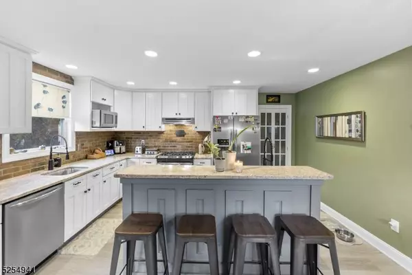 267 S Main St, Raritan Twp., NJ 08822