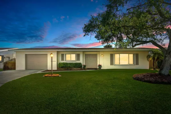 417 Willows AVE, Port Saint Lucie, FL 34952