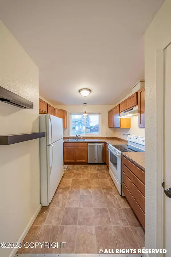 1851 Bellevue LOOP, Anchorage, AK 99515