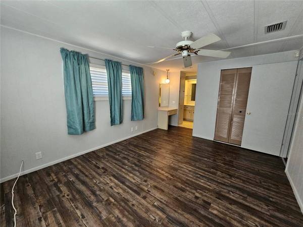 6710 36TH AVE E #106, Palmetto, FL 34221