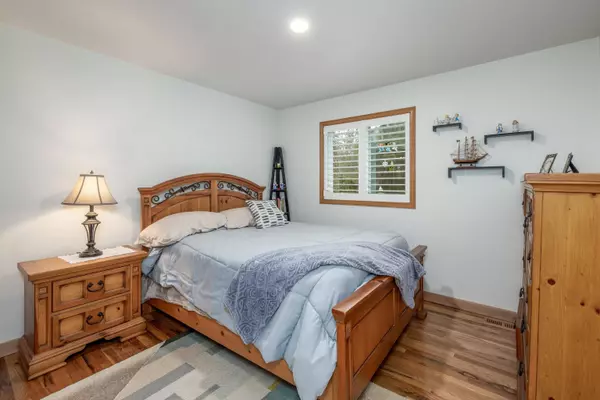 5009 E Glennaire Dr, Spokane, WA 99223