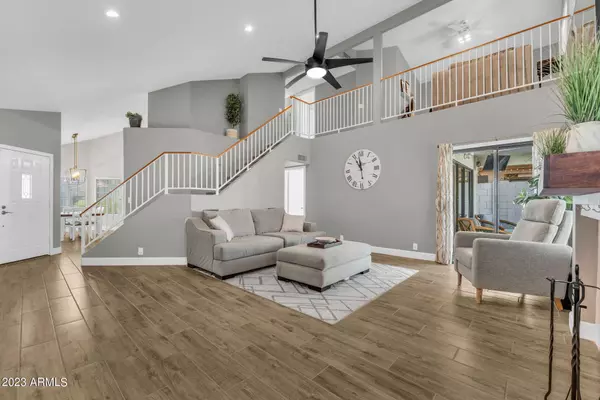 4546 E TANGLEWOOD Drive, Phoenix, AZ 85048