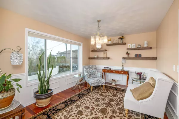 5009 E Glennaire Dr, Spokane, WA 99223