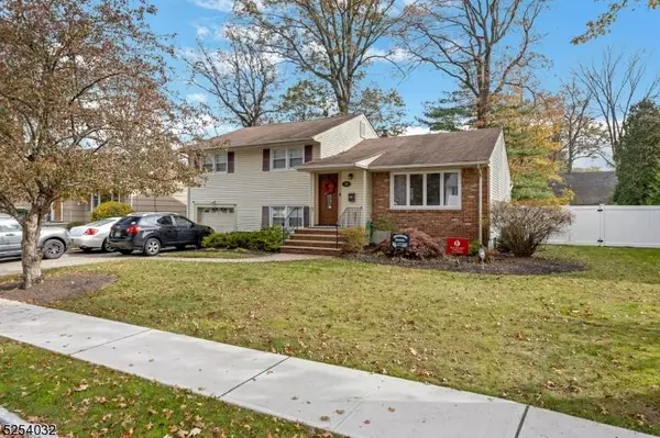 35 Crestmont Rd, West Orange Twp., NJ 07052