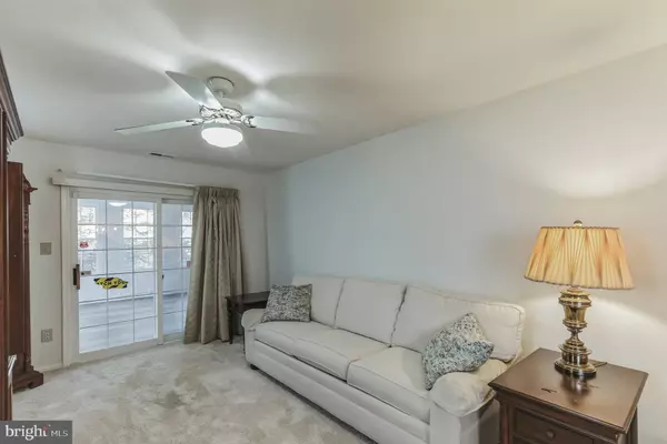 531 HYDRANGEA DR, Mount Laurel, NJ 08054