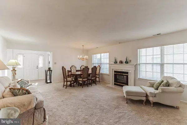 531 HYDRANGEA DR, Mount Laurel, NJ 08054