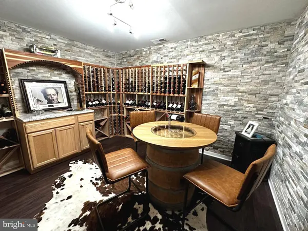 503 BEACON DR, Sterling, VA 20164