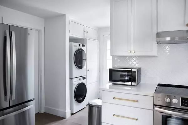 50 Lake Rd, Yarmouth, MA 02673