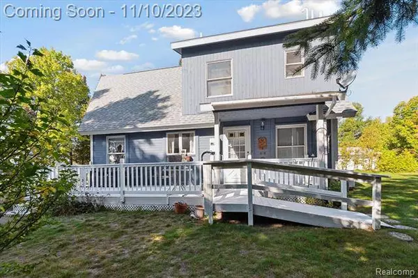 7550 E SIERRA Drive N, Traverse City, MI 49684